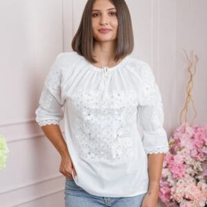 Ie traditionala alba cu motiv floral alb Henrieta