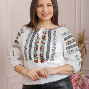 Ie traditionala alba cu motiv floral multicolor Aliona 02