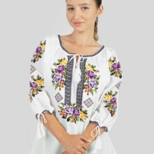 Ie traditionala alba cu motiv floral multicolor Beatrice 03