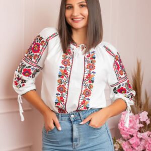 Ie traditionala alba cu motiv floral multicolor Noela