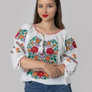 Ie traditionala alba cu motiv floral multicolor Raisa