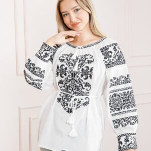 Ie traditionala alba cu motiv floral negru Cecilia