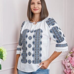 Ie traditionala alba cu motiv geometric albastru Anne 04