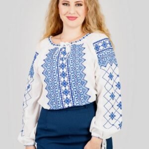 Ie traditionala alba cu motiv geometric albastru Luiza 03