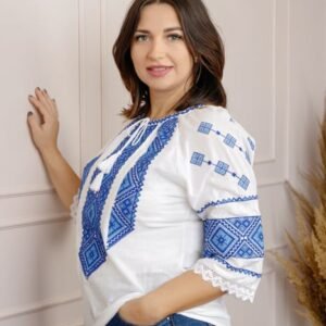 Ie traditionala alba cu motiv geometric albastru Ramona 01