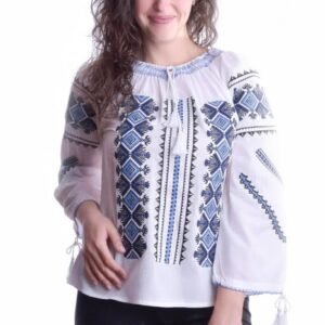 Ie traditionala alba cu motiv geometric albastru Smaranda 04