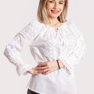 Ie traditionala alba cu motiv geometric argintiu Celia 02