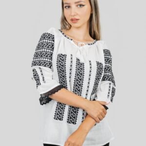 Ie traditionala alba cu motiv geometric negru Andrada 03
