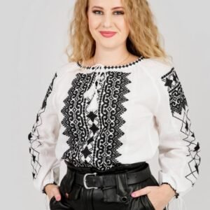 Ie traditionala alba cu motiv geometric negru Luiza 01