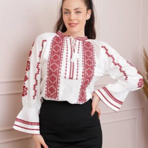 Ie traditionala alba cu motiv geometric rosu Giulia 01