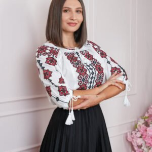 Ie traditionala alba cu motiv geometric rosu Hermina 02