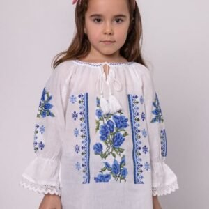 Ie traditionala alba pentru fetite cu motiv floral albastru Nicole