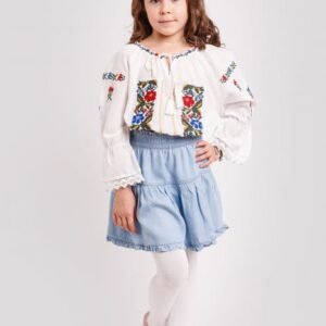 Ie traditionala alba pentru fetite cu motiv floral multicolor Rebeca