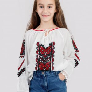 Ie traditionala alba pentru fetite cu motiv floral rosu Cosmina