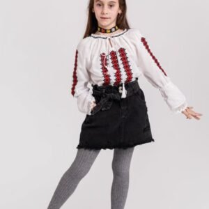 Ie traditionala alba pentru fetite cu motiv geometric rosu Andreea 01