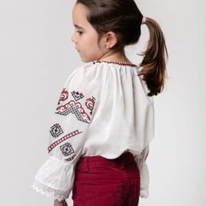 Ie traditionala alba pentru fetite cu motiv geometric rosu Anisia