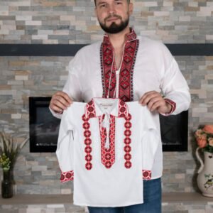 Ie traditionala baieti Calin