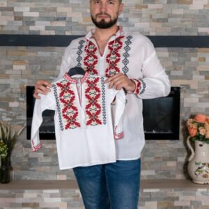 Ie traditionala baieti Cantemir 3