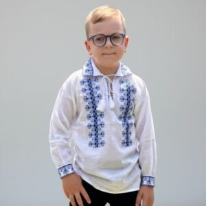 Ie traditionala baieti Mircea 5