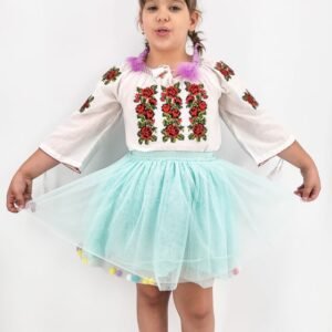 Ie traditionala fetite Evelina