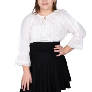 Ie traditionala fetite Gilda 3