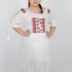 Ie traditionala fetite Ines