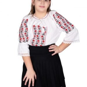 Ie traditionala fetite Jamila