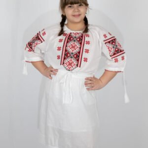 Ie traditionala fetite Letitia 3