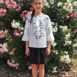 Ie traditionala fetite Ramona 5