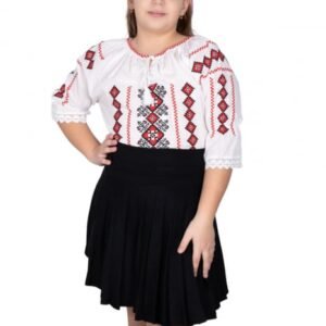 Ie traditionala fetite Rita 3