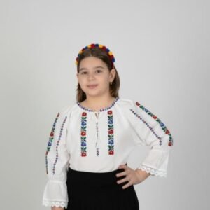 Ie traditionala fetite Rodica 5