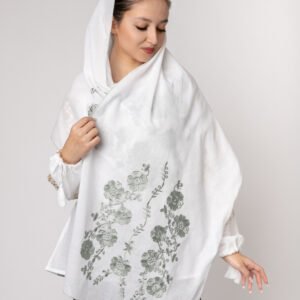 Marama traditionala alba cu broderie florala argintie Margareta 05