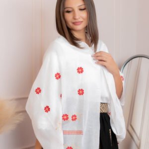 Marama traditionala alba cu broderie florala rosie Amina 02
