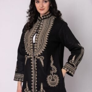 Palton traditional negru cu broderie florala crem Emilia