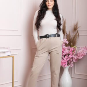 Pantaloni Jessie crem cu croi lejer si talie elastica