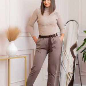 Pantaloni bej lejeri cu talie elastica si curea ajustabila