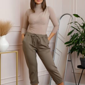 Pantaloni casual Kayla cu buzunare laterale si snur reglabil - Bej