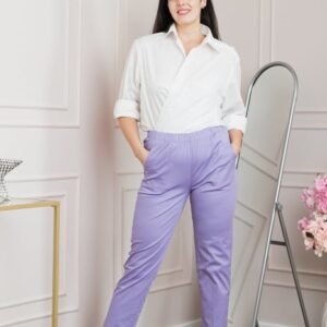Pantaloni casual lila cu talie elastica si buzunare functionale