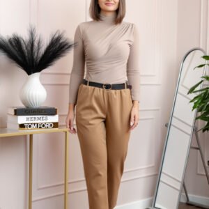 Pantaloni grosi Nancy cu curea reglabila si buzunare functionale - Camel