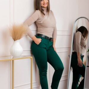 Pantaloni slim verzi cu talie inalta si curea lata