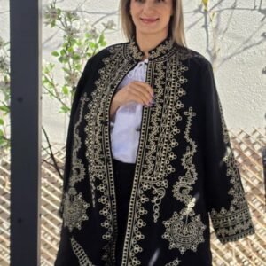 Pardesiu brodat traditional Ionela