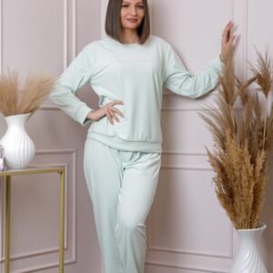 Pijama dama Linda plus size din catifea verde pastel