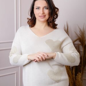 Pulover Carina ecru cu inimioare si decolteu in V