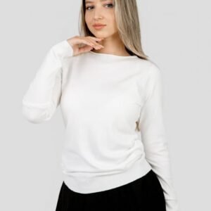 Pulover clasic alb cu decolteu barcuta