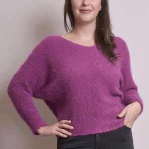 Pulover pufos fuchsia cu maneci largi