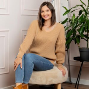 Pulover tricot gros Amy cu decolteu in V - Bej