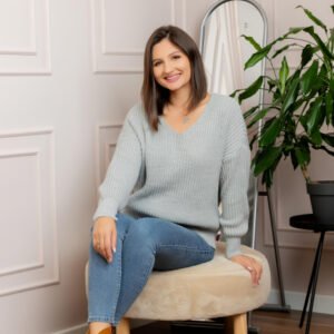 Pulover tricot gros Amy cu decolteu in V - Gri