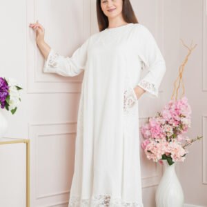 Rochie alba boho chic cu aplicatii florale din dantela
