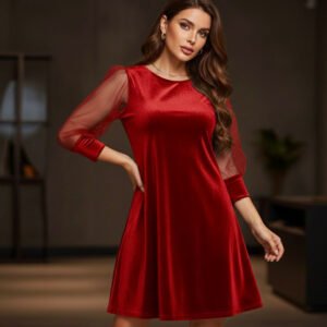 Rochie din catifea cu maneci din tulle