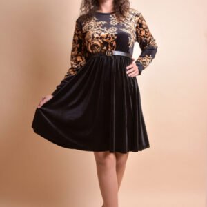 Rochie din catifea neagra cu imprimeu auriu si curea in talie